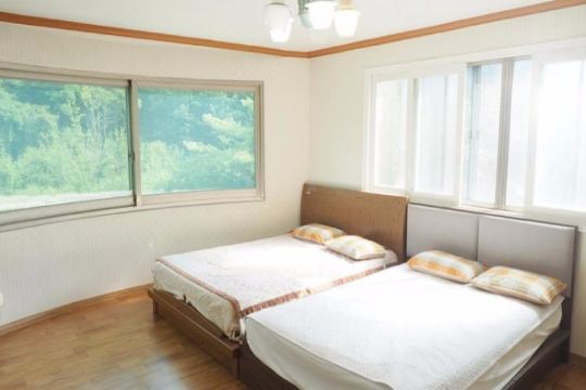 펜션 계곡 전경