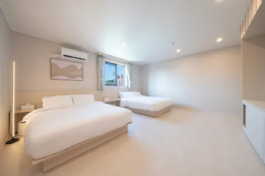 Ansan Walkers Hotel by Cozy