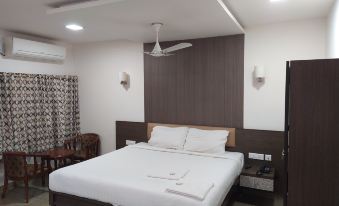 Hotel Sownthariyam