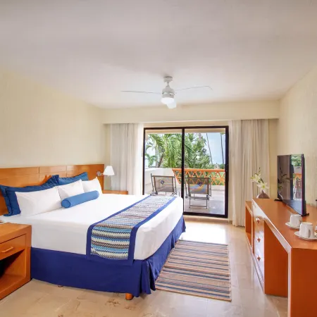 Plaza Pelicanos Grand Beach Resort All Inclusive