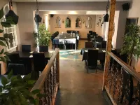 The Dalbury and Palmer Hotel with Free Parking