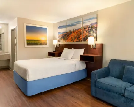 Days Inn by Wyndham Dillon Hotels in Dillon County