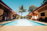 Brahman Bungalows Hotels in Pavones