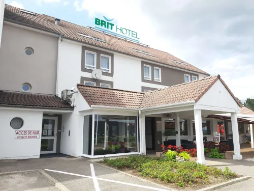 Brit Hotel Besancon l'Horloge Hotels in Chalezeule