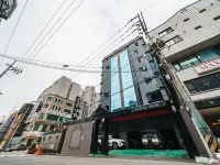 Suwon City Hall Station Hotel Shine Hotels near مقر بلدية سوون