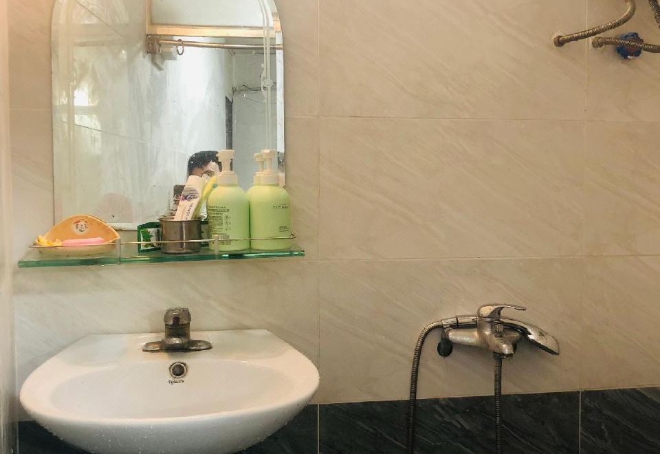 Heart of Quarter Affordable price- Share WC 사진