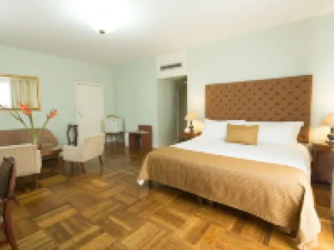 努提巴拉飯店 佩德羅內爾戈麥斯博物館附近的飯店