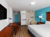 Howard Johnson by Wyndham Toluca Hotels in Toluca