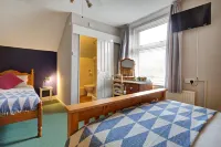 Lancaster Townhouse Hotels in Lancaster District