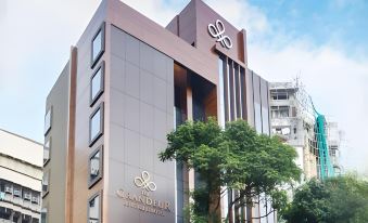 The Grandeur Boutique Hotel