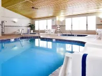 Country Inn & Suites by Radisson, Sycamore, IL Hotels in DeKalb Township