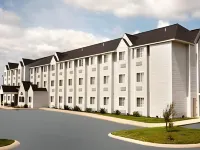 Microtel Inn & Suites by Wyndham Holland - 2-Star