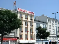 アバリス ホテル