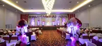 Istana Hotel فنادق في Tulungagung