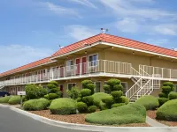 Days Inn by Wyndham Turlock - Wifi