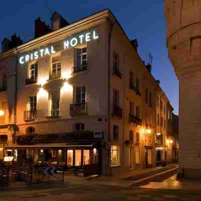 LOGIS Cristal Hôtel Restaurant Hotel Exterior