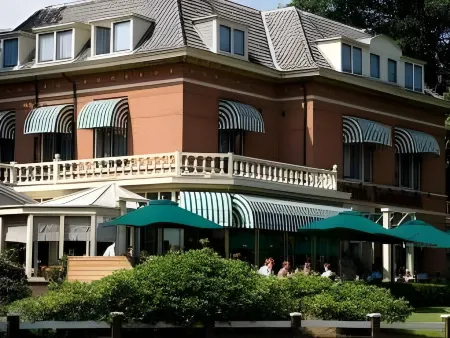 Amrâth Hotel Lapershoek Arenapark Отели рядом с достопримечательностью «Singer Laren»