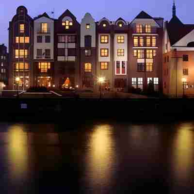 Hotel Hanza Hotel Exterior