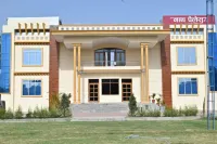 Goroomgo Nath Palace Varanasi - Full Air Conditioned - Excellent Location Hotels in Amara Khaira Chak