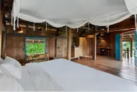 Cao Lan Hamlet Hotels in Dai Lao
