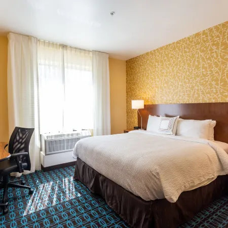 Fairfield Inn & Suites Bay City
