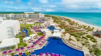 Planet Hollywood Cancun Resort
