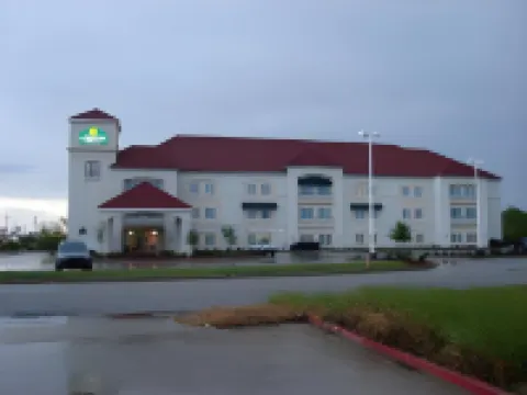 La Quinta Inn & Suites by Wyndham Stephenville Hotels in Stephenville
