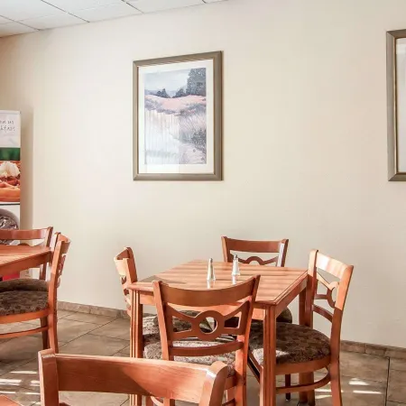Quality Inn Downtown Convention Center