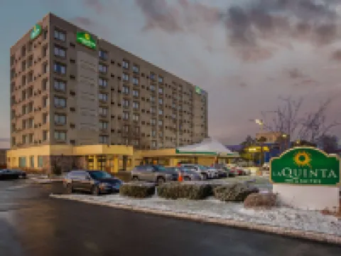 La Quinta Inn & Suites by Wyndham New Haven Hotels in New Haven