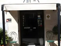 Hotel Ariston Hotels near Spiaggia Sotto Piazza Bovio