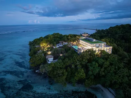 Palau Sunrise Seaview Landison Retreat