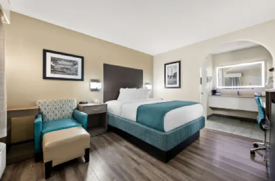 Best Western Catalina Inn Hotels in Northport