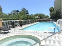 Hampton Inn St Augustine Downtown Historic Distric - piscine