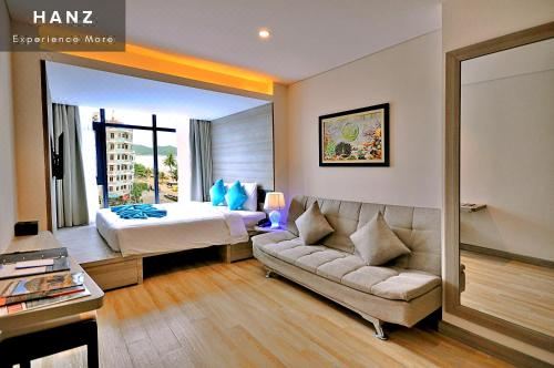 S79 Residences LYN Panorama 2