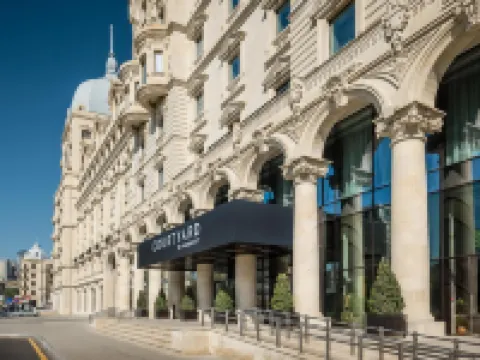 巴庫萬怡酒店 鄰近火焰塔的酒店