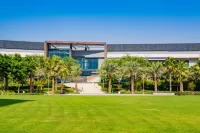 Expo Village Serviced Apartments Hotel di 