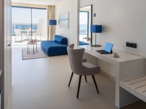 Royal Marina Suites Boutique Hotel