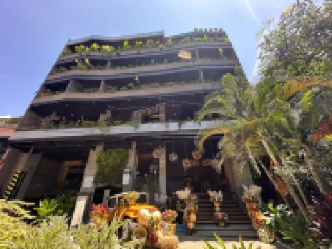 阿莫尼科生活酒店