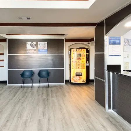 Studio 6 Irving, TX – DFW North