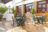 Hotel la Casa Grande del Burgo Отели в г. Ardales
