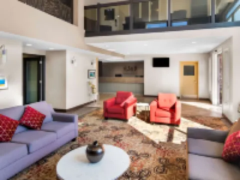 Best Western Plus Sunrise Inn Hoteles en Osoyoos