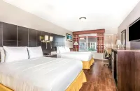 Econo Lodge Inn & Suites