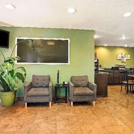 SureStay Plus Hotel by Best Western Bettendorf