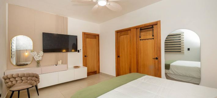 10Min Airport & Homs - Dream Stay - Pool & Gym 聖地亞哥酒店