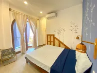 Mini Studio with Huge Balcony - Mountain view