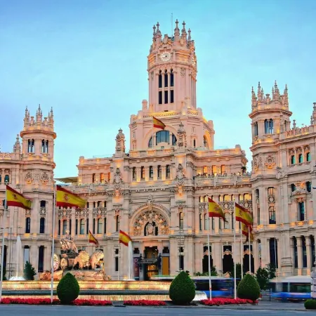 CH Otello Rooms I - Madrid Отели рядом с достопримечательностью «Небоскреб "Испания"»