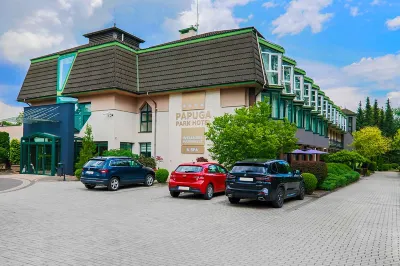 Papuga Park Hotel Wellness Marrakesz & Spa Hotels near Bogmar. Beskidzkie centrum handlowe
