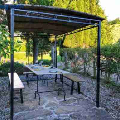 Chianti Hillside Farmhouse Hotel Exterior