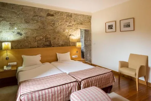 Hotel Rural de Charme Maria da Fonte Отели в г. Повуа-ди-Ланьозу