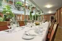 Blume Baden Hotel & Restaurant - 朝食